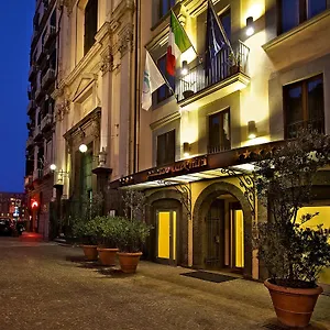 Palazzo Turchini Napoli